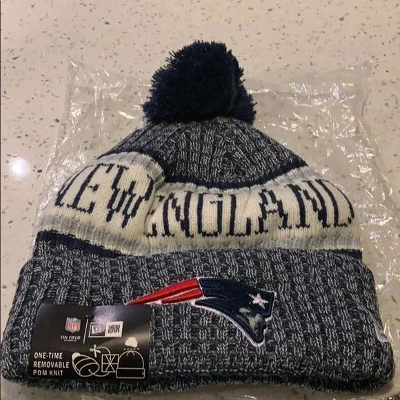 NFL New England Patriots Hat Pom Pom Beanie Blue - Picture 2 of 7